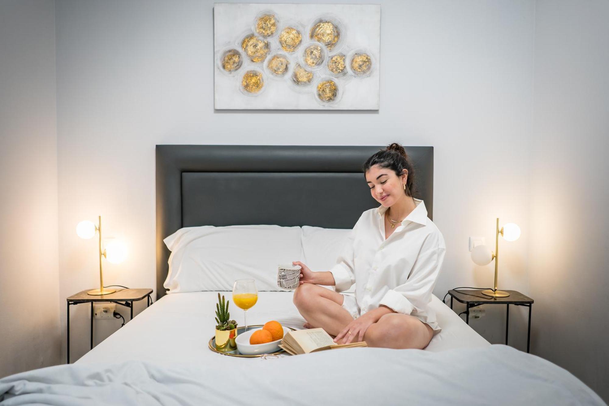 Apartamento Triana Deluxe Con Patio Privado Siviglia Esterno foto