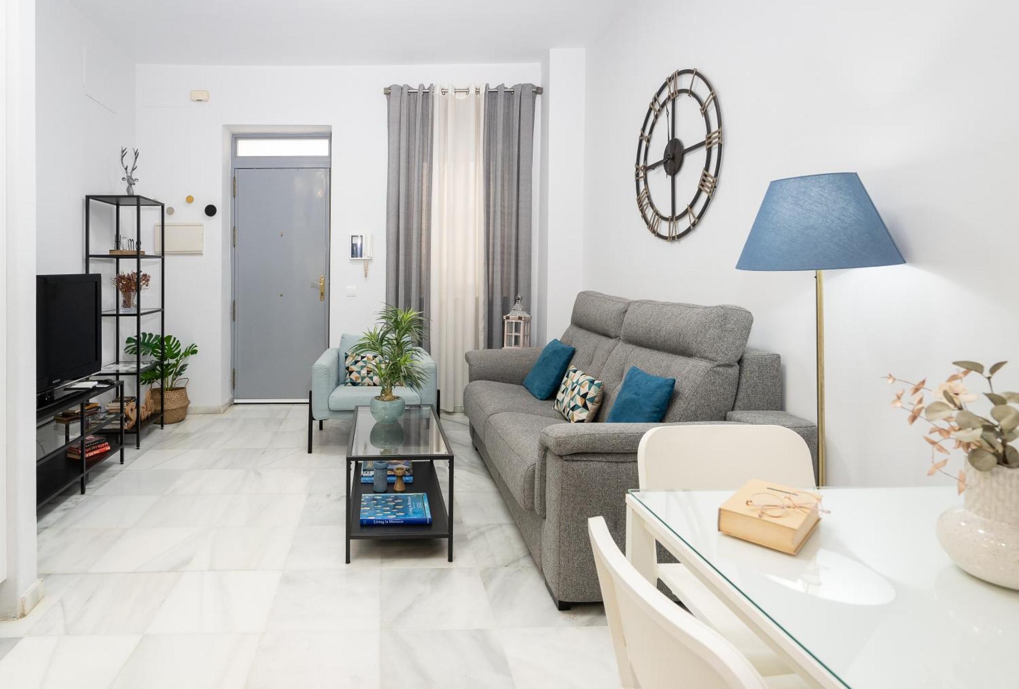 Apartamento Triana Deluxe Con Patio Privado Siviglia Esterno foto